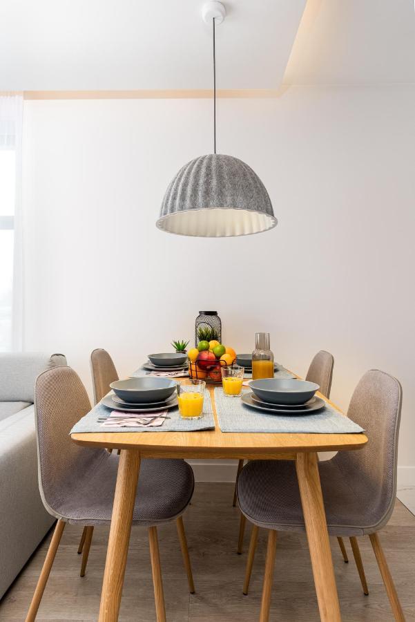 Househost Apartment: Miodowa 42/30 Street كراكوفيا المظهر الخارجي الصورة